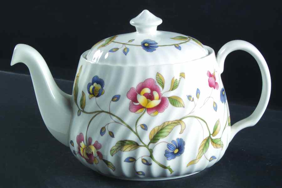Tapestry (Newer, No Trim, S770) Teapot & Lid by Minton-1