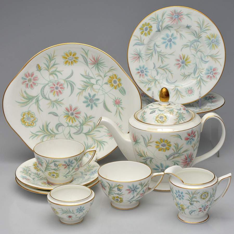 Vanessa 11 Piece Estate Set by Minton-1