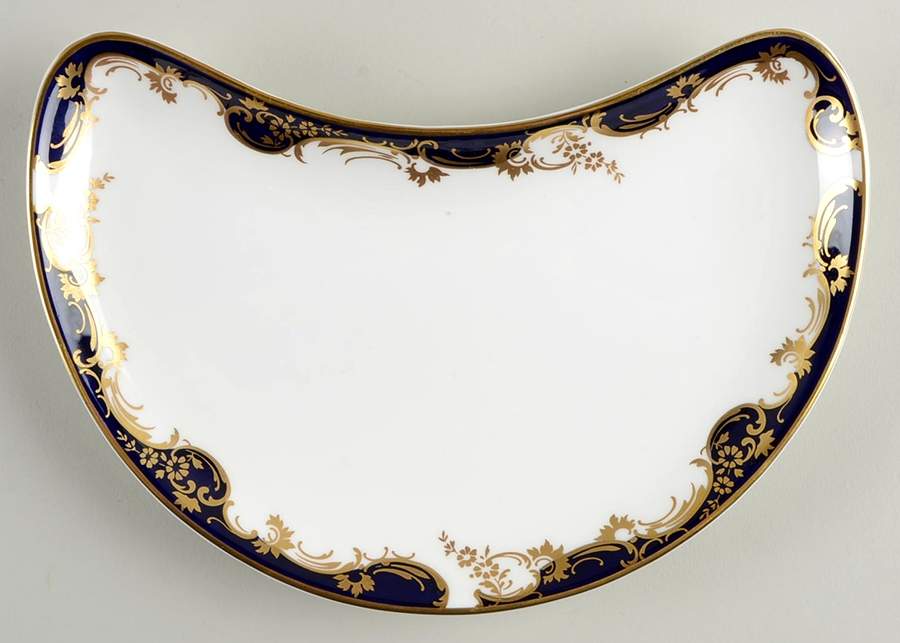 Versailles Crescent Salad Plate by Minton-1