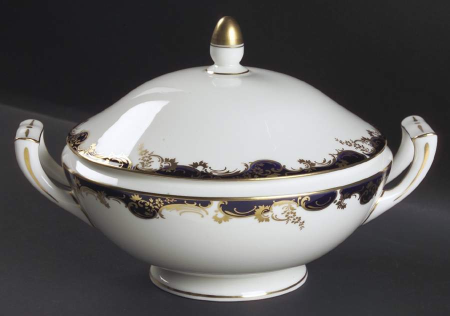 Versailles Round Covered Vegetable by Minton-1