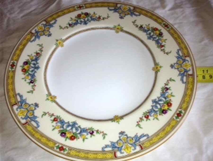 Warwick Dinner Plate by Minton-1