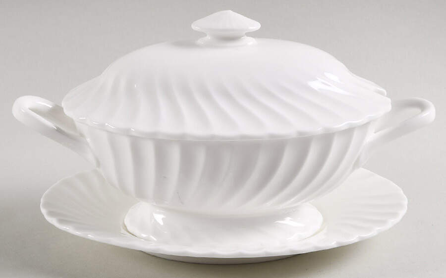 White Fife Sauce Boat & Lid with Underplate by Minton-1