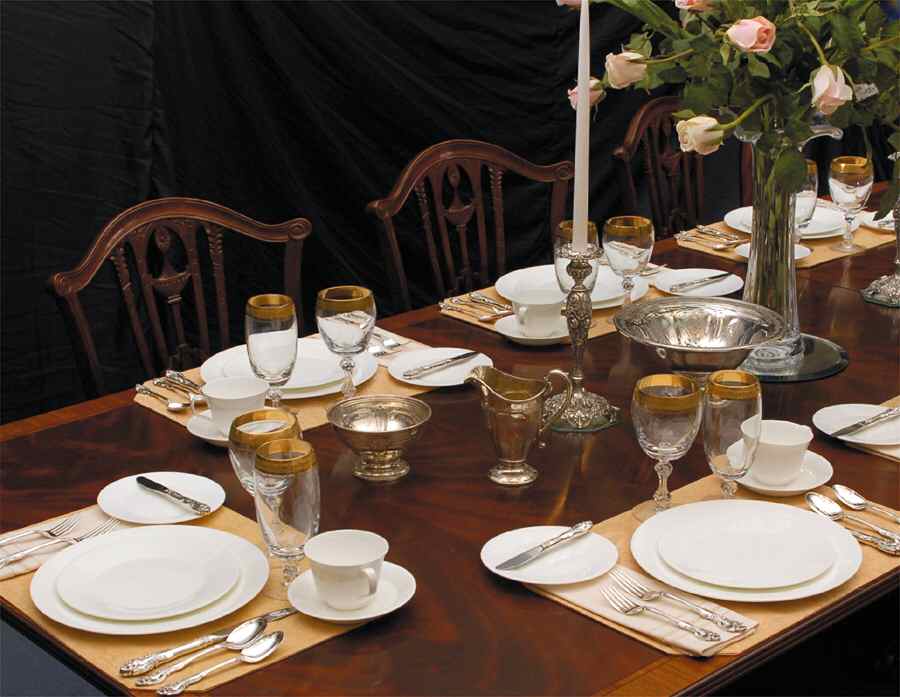 White Monarch 40 Piece Estate Set by Minton-1
