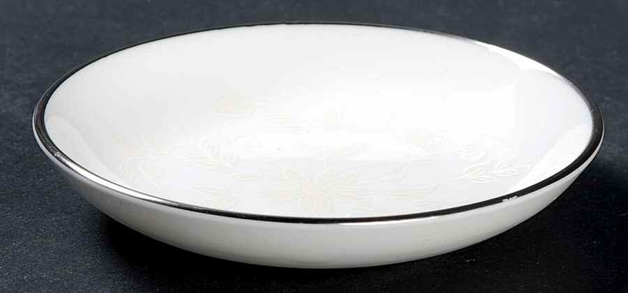 White Paisley Small Ashtray by Minton-1