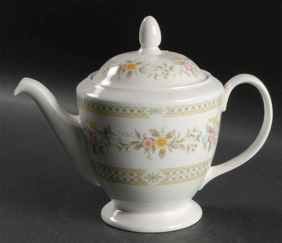 Wildmoor Teapot & Lid by Minton-1