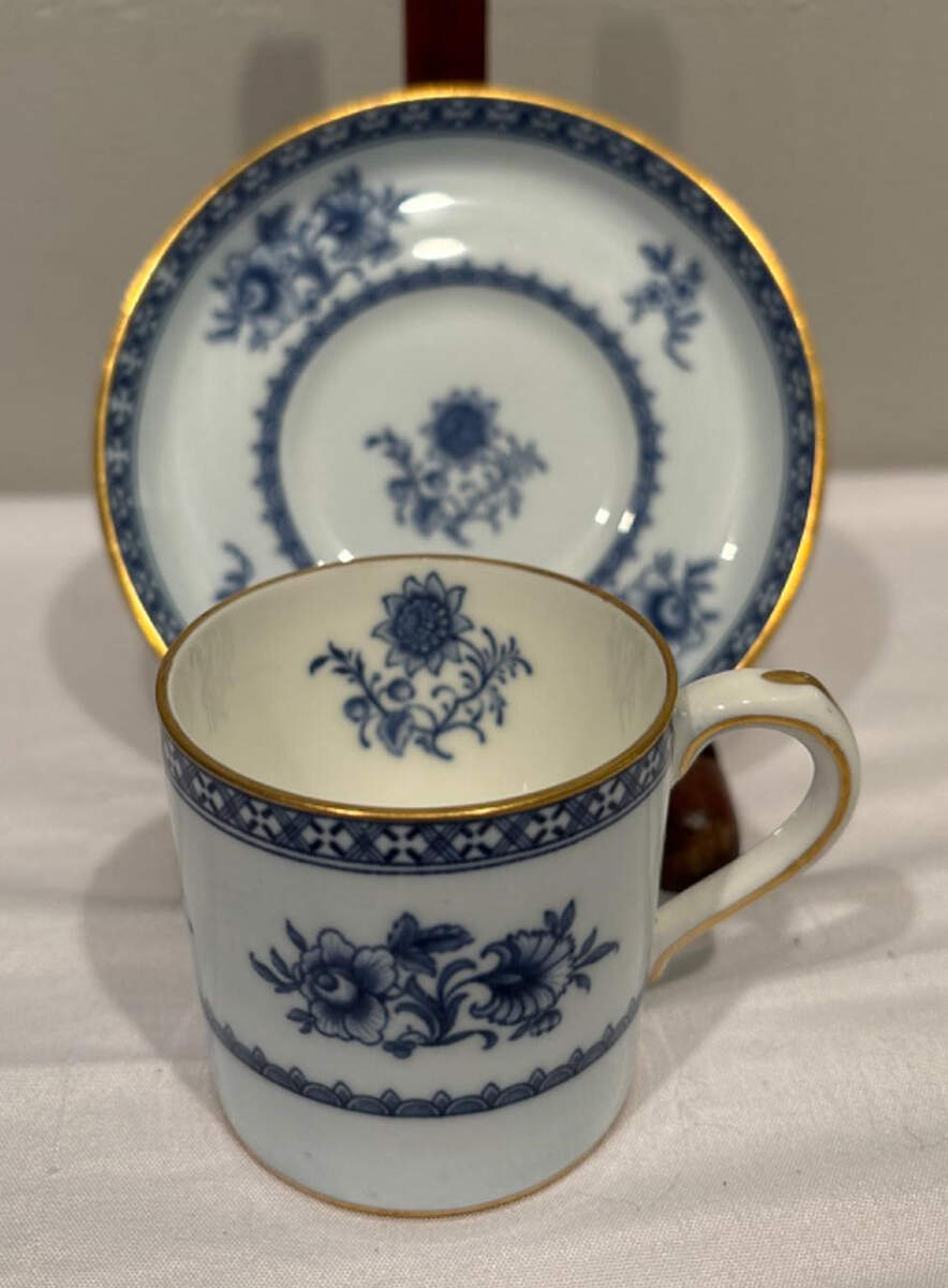 Williamsburg Flat Demitasse Cup & Saucer Set by Minton-1