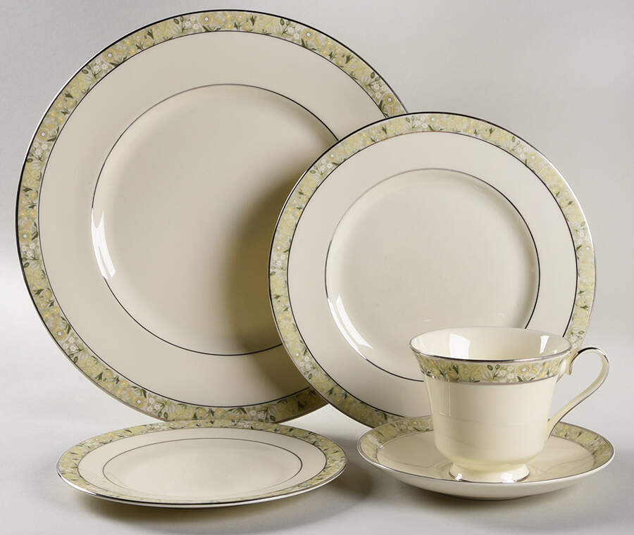Wimbledon 5 Piece Place Setting by Minton-1
