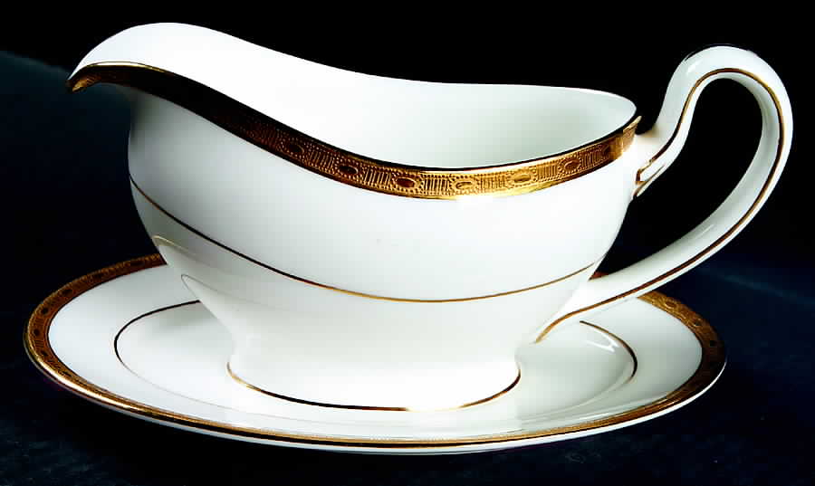 Winchester Gravy Boat with Attached Underplate by Minton-1