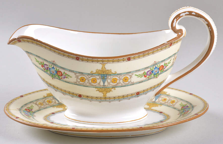 Windermere Gravy Boat & Underplate by Minton-1