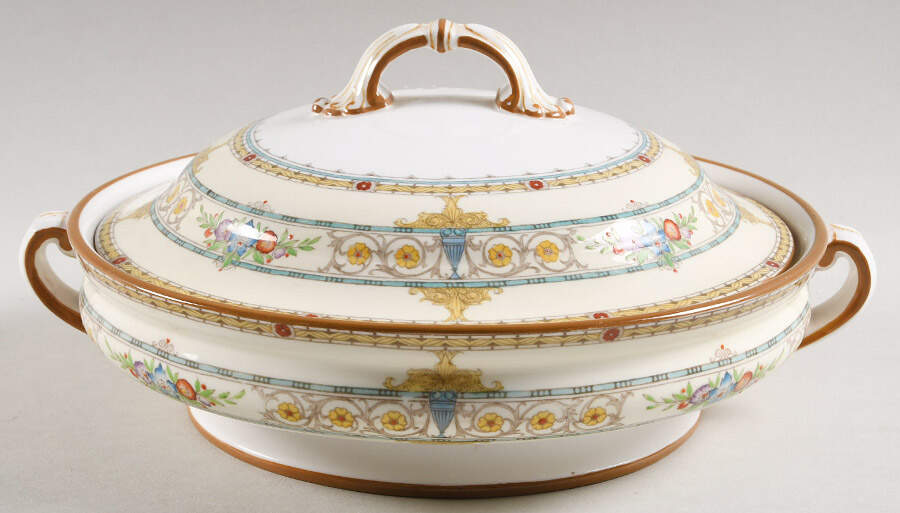 Windermere Round Covered Vegetable by Minton-1
