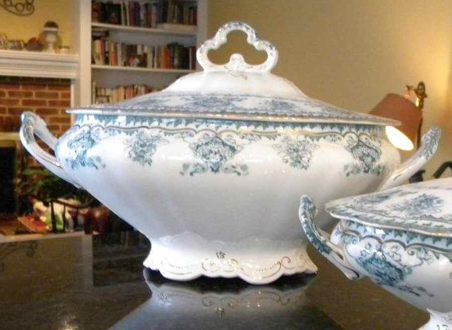Baltic Round Covered Vegetable by John Maddock & Sons-1