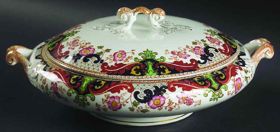 Climax Round Covered Vegetable by John Maddock & Sons-1