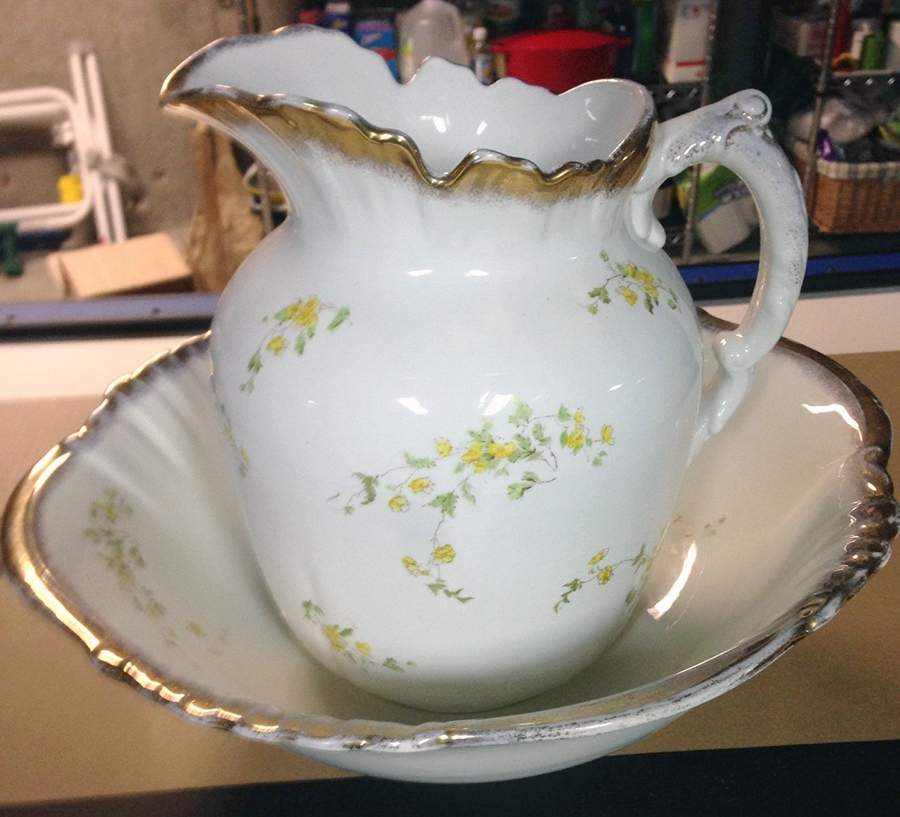 Dainty Large Pitcher & Bowl Set by John Maddock & Sons-1