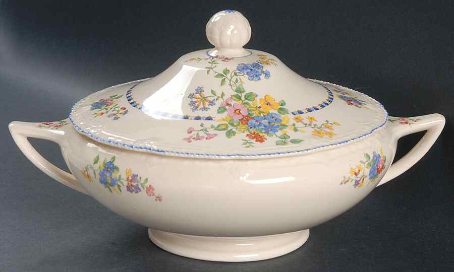 Hadley Round Covered Vegetable by John Maddock & Sons-1