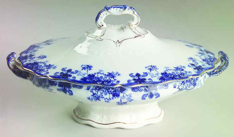 Linda Oval Covered Vegetable by John Maddock & Sons-1