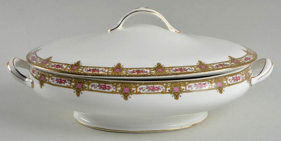 MAD18 Oval Covered Vegetable by John Maddock & Sons-1