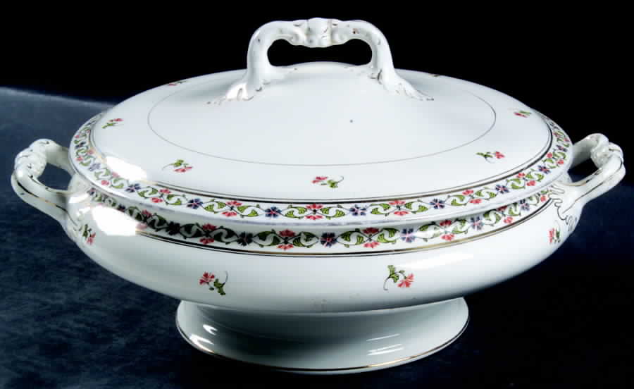 MAD6 Round Covered Vegetable by John Maddock & Sons-1