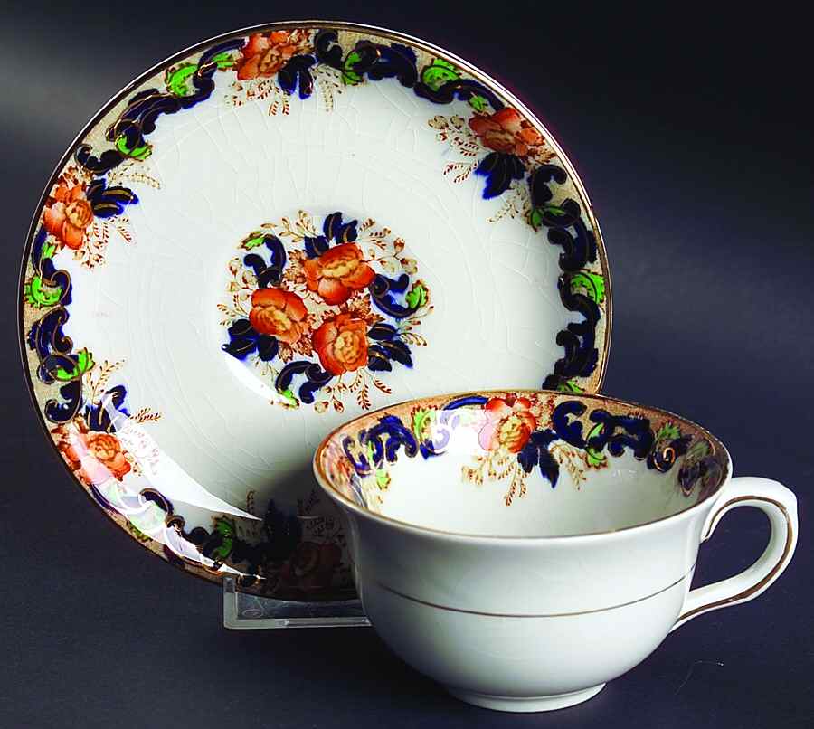 Majestic (Smooth Edge) Flat Cup & Saucer Set by John Maddock & Sons-1