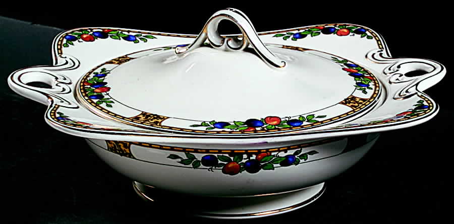Manchester Round Covered Vegetable by John Maddock & Sons-1