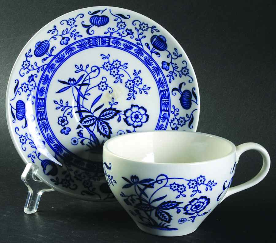 Blue Onion Flat Cup & Saucer Set by Mayfair (Japan)-1