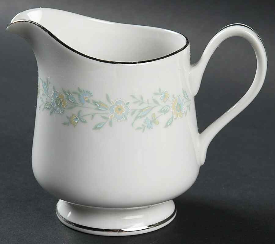 Aegean Creamer by Majestic (Japan)-1