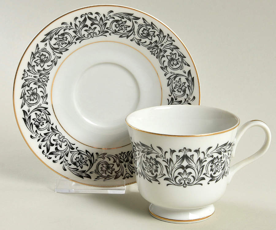 Corona Footed Cup & Saucer Set by Majestic (Japan)-1