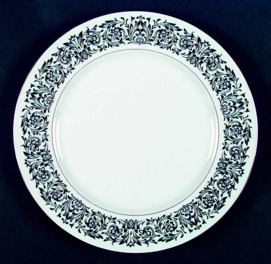Corona Dinner Plate by Majestic (Japan)-1