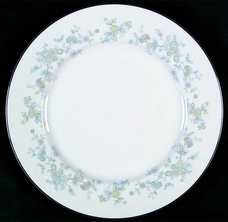 Della Dinner Plate by Majestic (Japan)-1