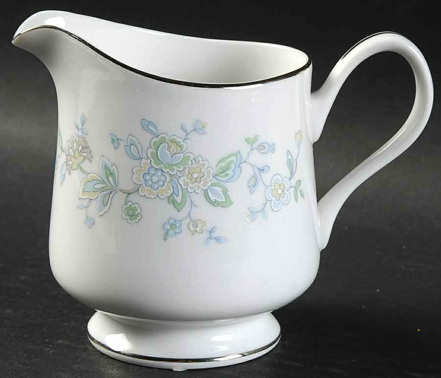 Della Creamer by Majestic (Japan)-1
