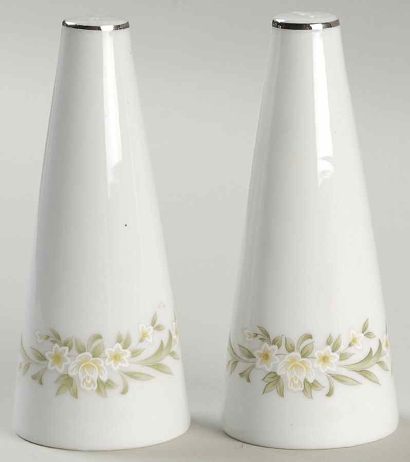 Greenbrier Salt & Pepper Set by Majestic (Japan)-1