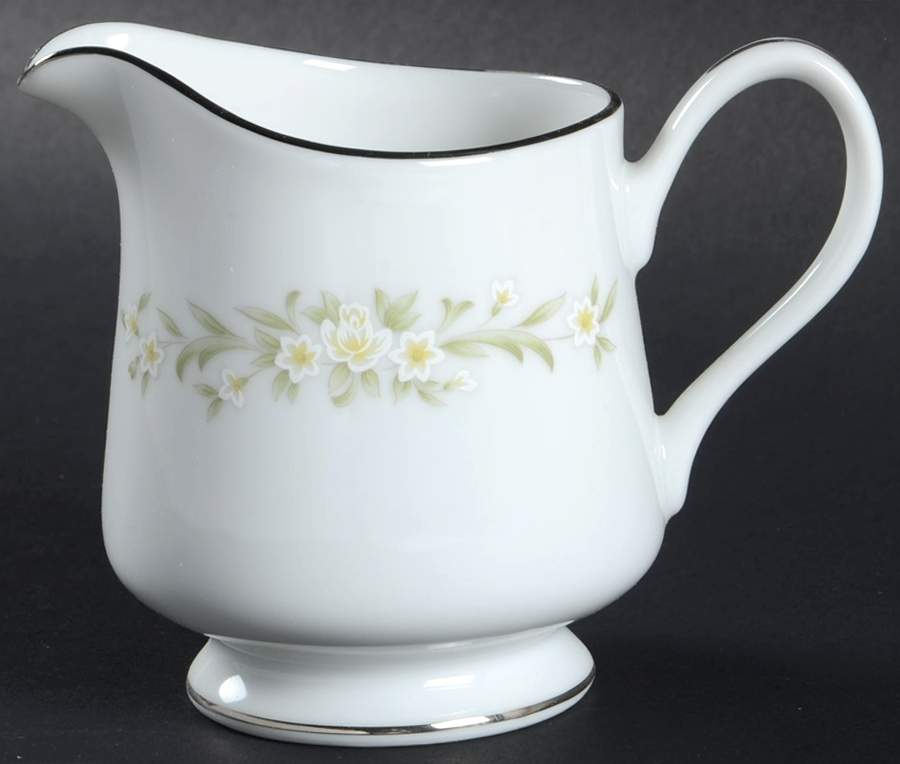 Greenbrier Creamer by Majestic (Japan)-1
