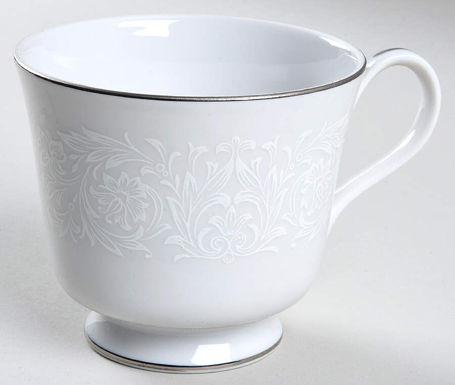 Plymouth Footed Cup by Majestic (Japan)-1