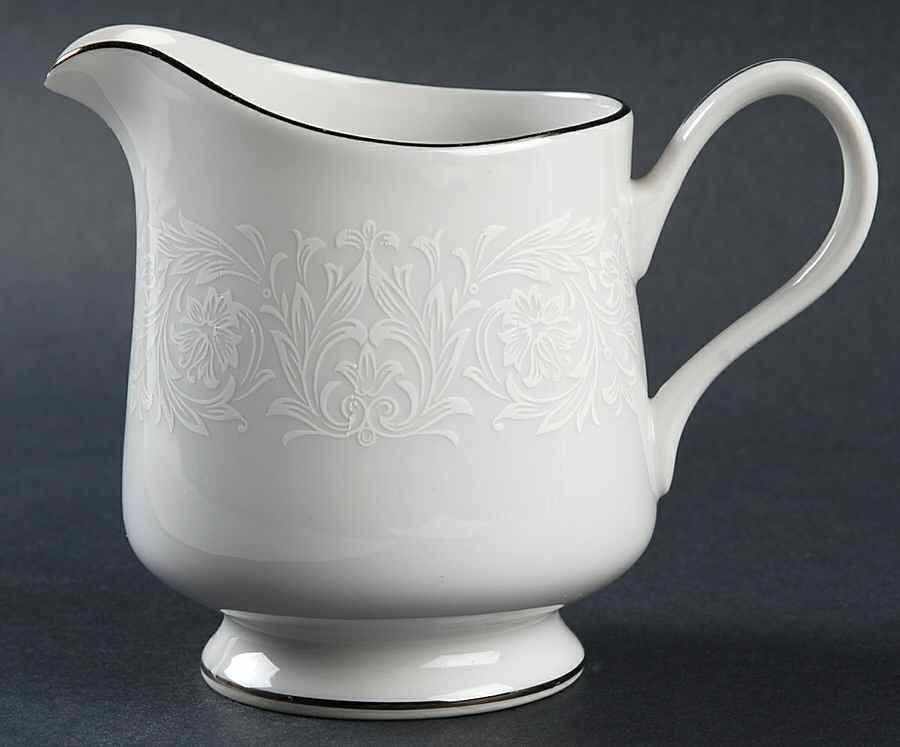 Plymouth Creamer by Majestic (Japan)-1