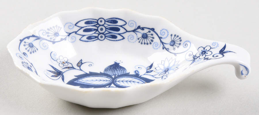 Blue Onion Sauce Dip by Seymour Mann-1