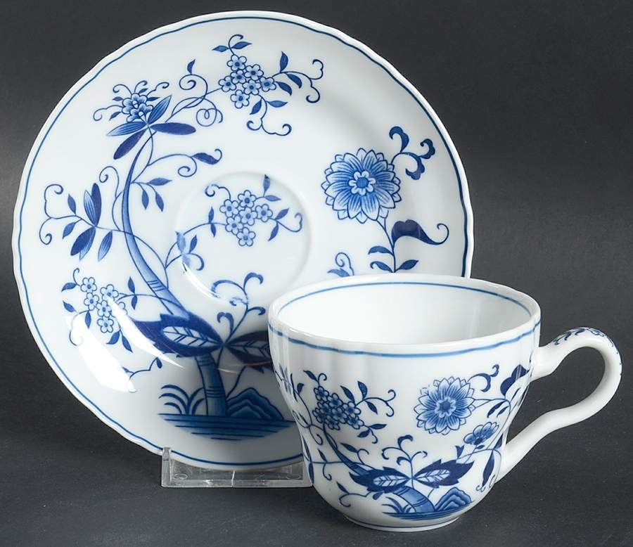 Blue Onion Flat Cup & Saucer Set by Seymour Mann-1