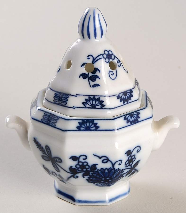 Blue Onion Potpourri Jar & Lid by Seymour Mann-1