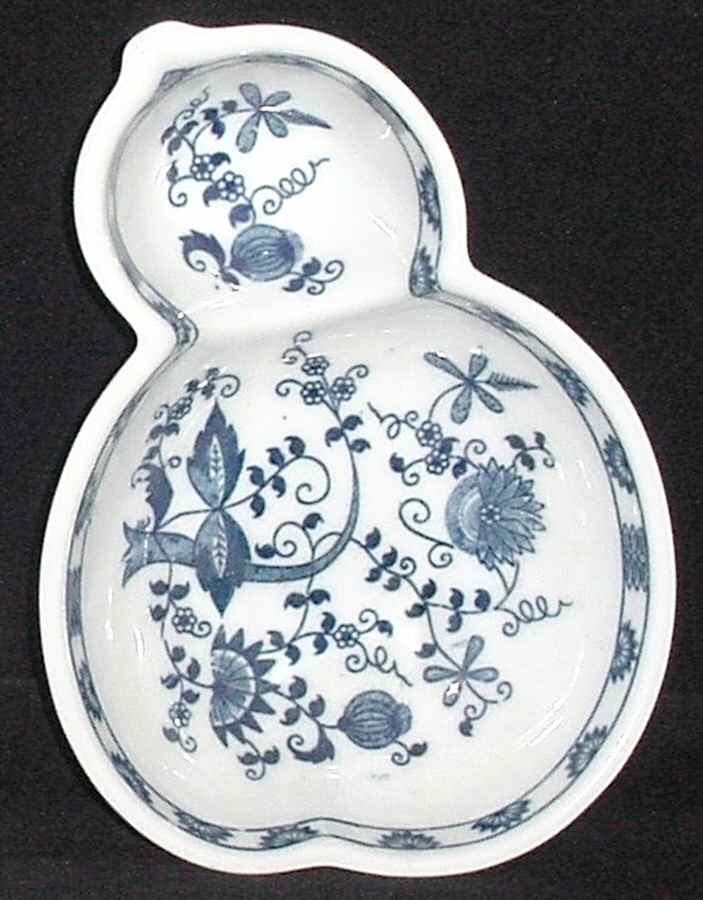 Blue Onion Sauce Dip by Seymour Mann-1