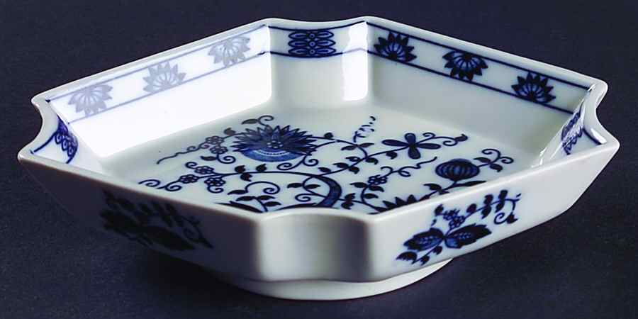 Blue Onion Small Octagonal Bowl by Seymour Mann-1