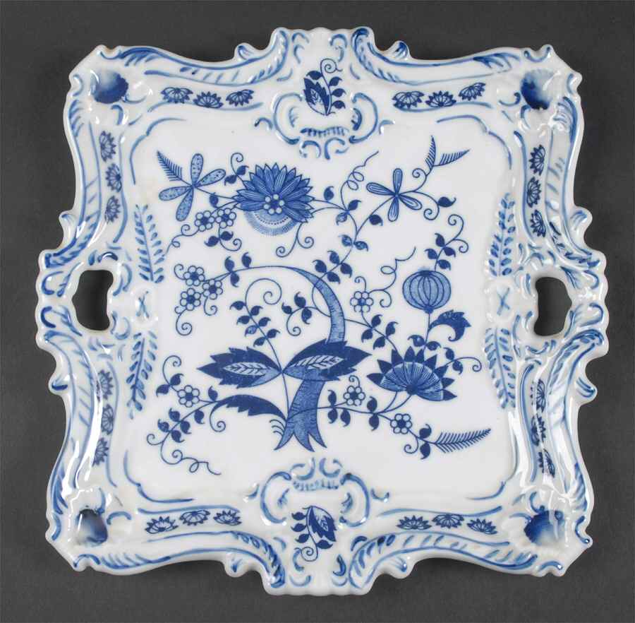 Blue Onion Square Handled Cake Plate by Seymour Mann-1