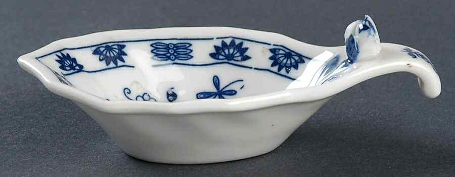 Blue Onion Salt Dip by Seymour Mann-1