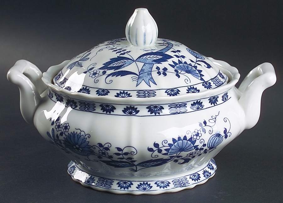 Blue Onion Round Covered Vegetable by Seymour Mann-1