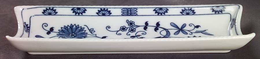 Blue Onion Mint Tray by Seymour Mann-1
