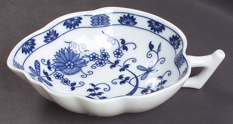 Blue Onion 5" Leaf Dish by Seymour Mann-1