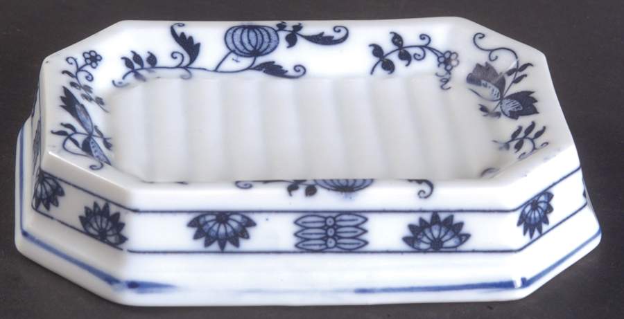 Blue Onion Soap Dish by Seymour Mann-1