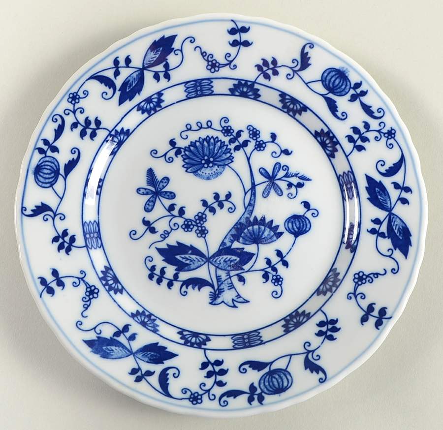 Blue Onion Bread & Butter Plate by Seymour Mann-1