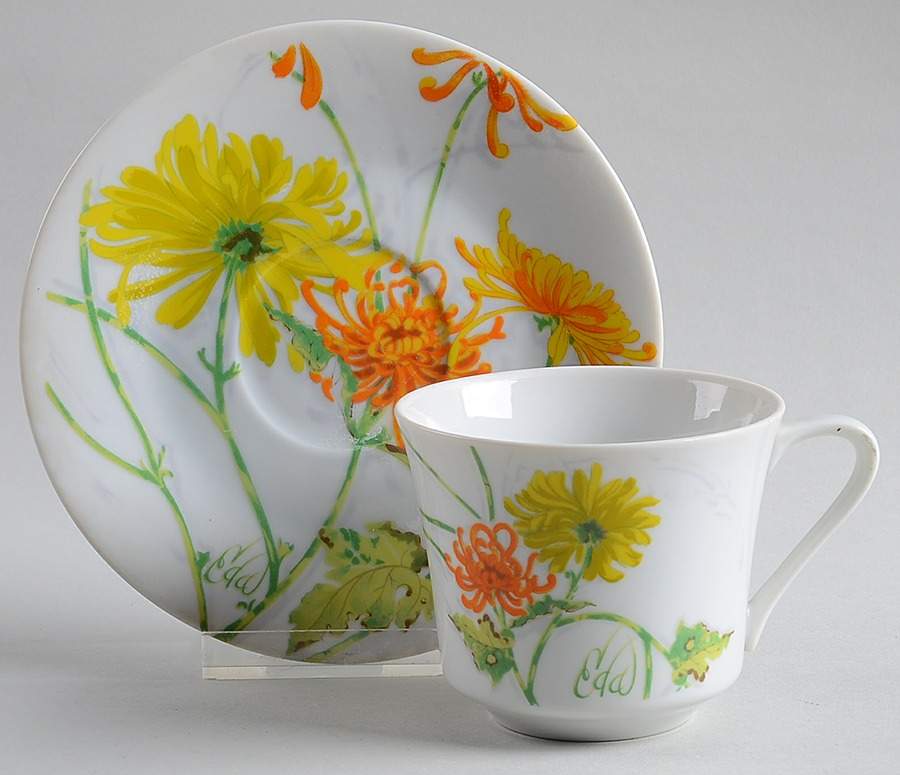 Chrysanthemum Flat Cup & Saucer Set by Seymour Mann-1