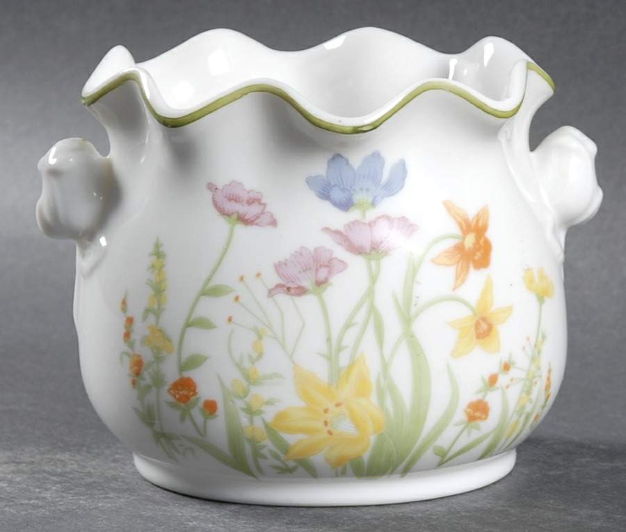 Day Lily Cachepot by Seymour Mann-1
