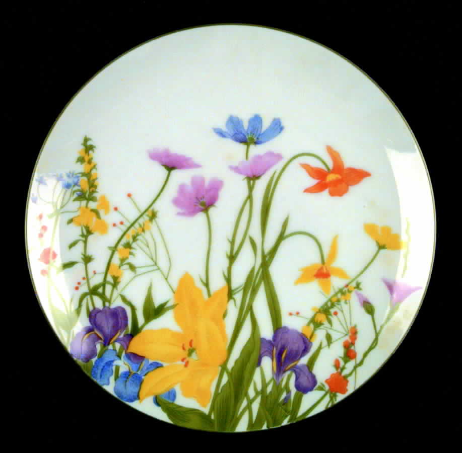 Day Lily Salad Plate by Seymour Mann-1