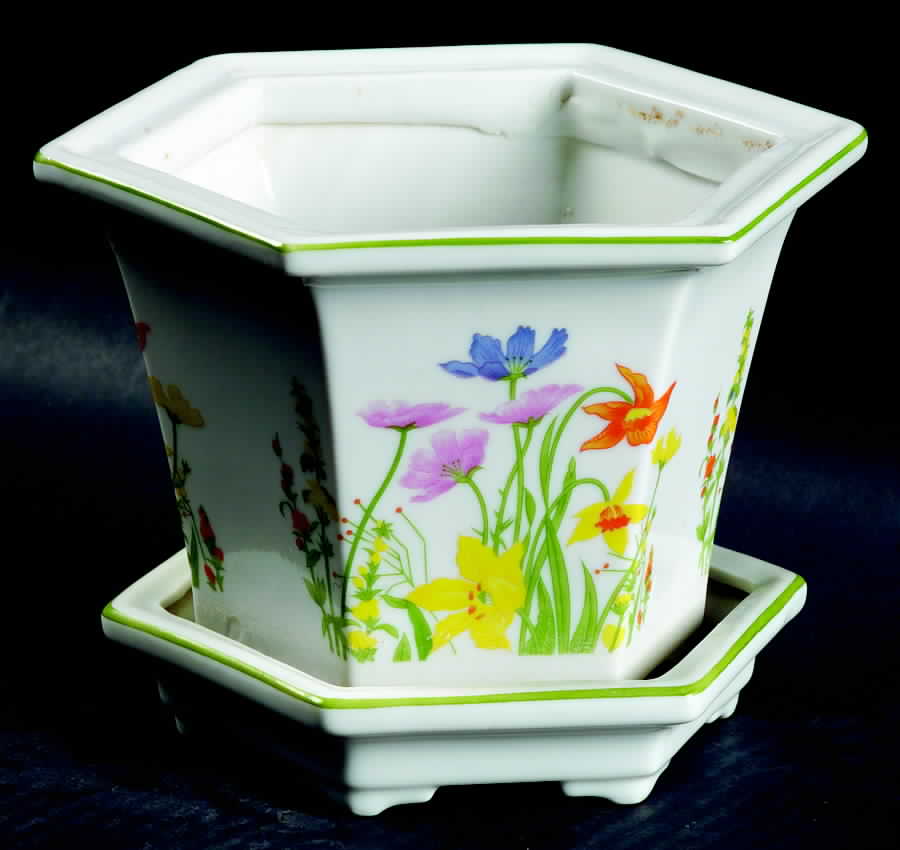 Day Lily 4" Flower Pot with Underplate by Seymour Mann-1