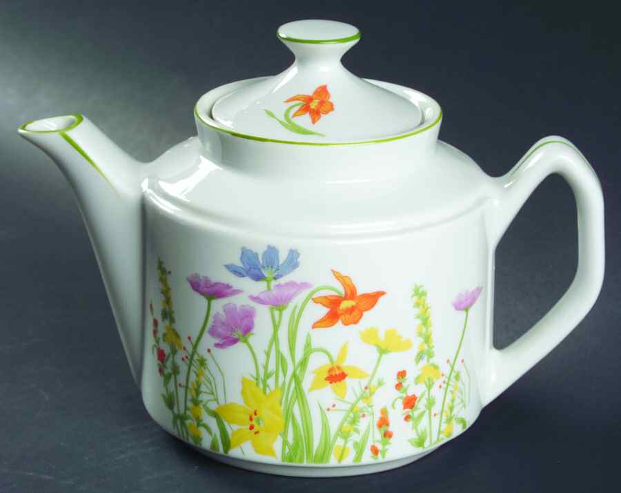 Day Lily Teapot & Lid by Seymour Mann-1